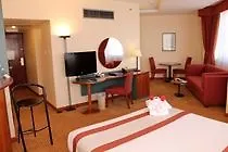 Al Diar Dana Hotel Abu Dhabi 2*,